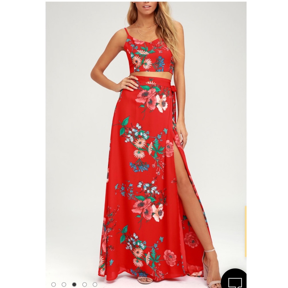 🆕BLOOM WITH A VIEW RED TWO-PIECE MAXI DRESS